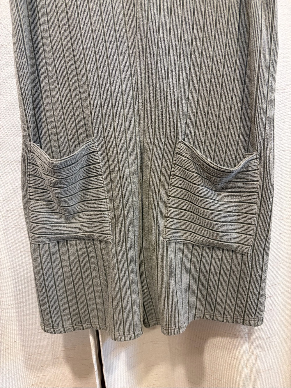 Bucketlist Ribbed V-Neck Knit Tank Romper - Picture 3 of 6